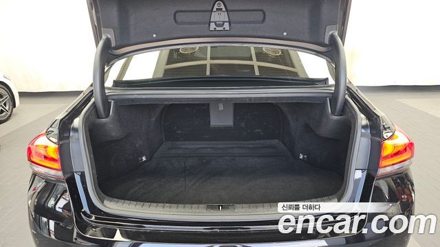 Genesis G80 2019 — photo 20