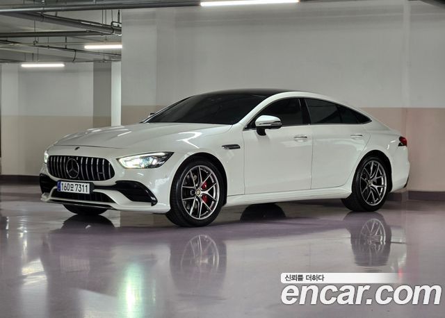 Mercedes-Benz AMG GT 2020 — photo 1