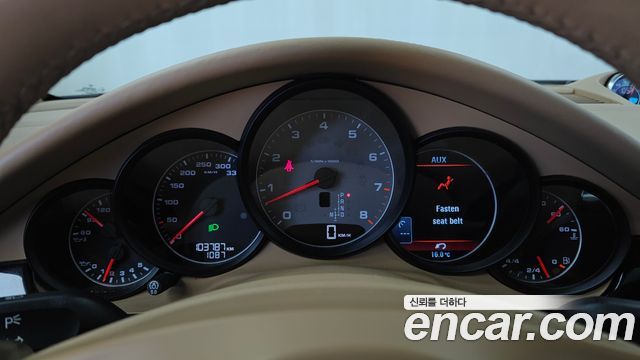 Porsche Panamera 2010 — photo 8