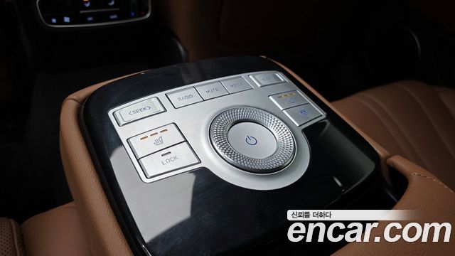 Genesis G80 2022 — photo 30