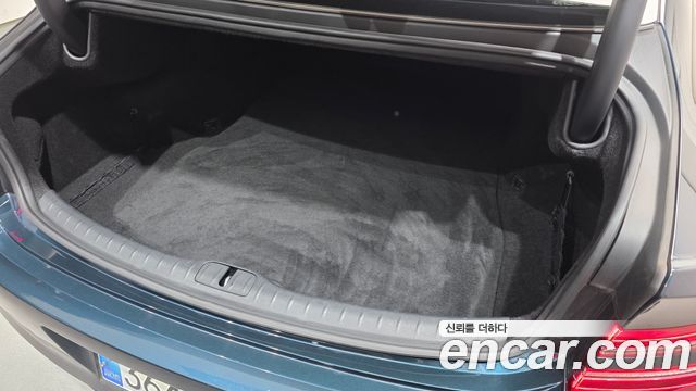 Genesis G80 2022 — photo 33