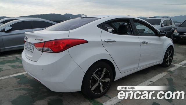 Hyundai AVANTE 2012 — photo 2