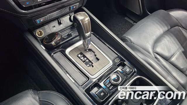 KG Mobility Rexton 2018 — photo 12