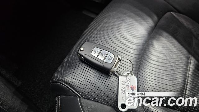 KG Mobility Rexton 2018 — photo 21