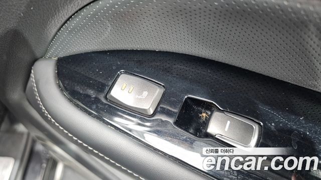 KG Mobility Rexton 2018 — photo 25