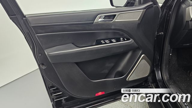 KG Mobility Rexton 2018 — photo 14