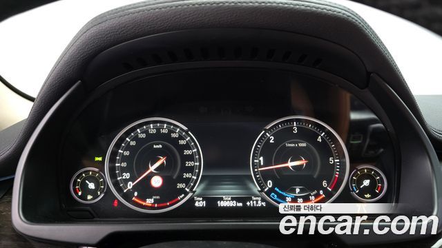 BMW X6 2017 — photo 8