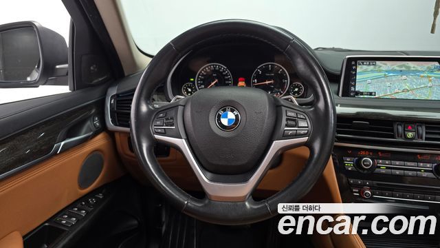 BMW X6 2017 — photo 12