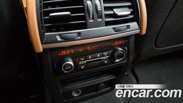 BMW X6 2017 — photo 20