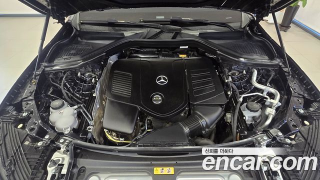 Mercedes-Benz GLC-Class 2026 — photo 6