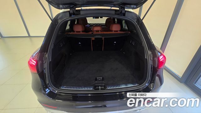 Mercedes-Benz GLC-Class 2026 — photo 17