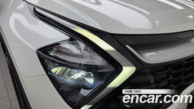 Kia Sportage 2022 — photo 8