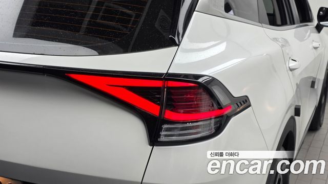 Kia Sportage 2022 — photo 9