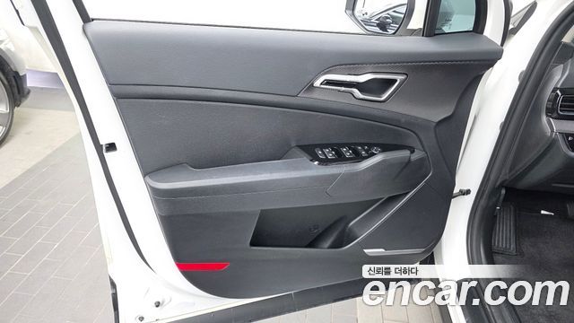 Kia Sportage 2022 — photo 14