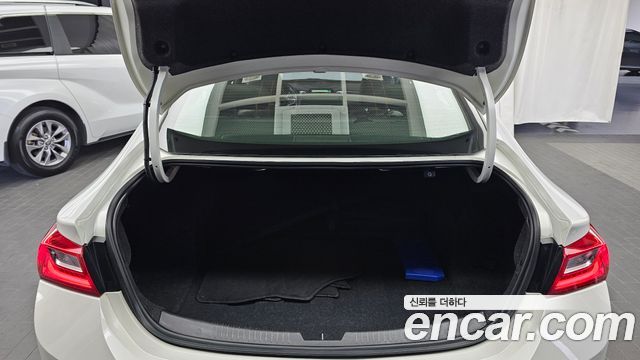 Chevrolet Korea Malibu 2017 — photo 23