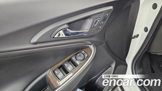 Chevrolet Korea Malibu 2017 — photo 29