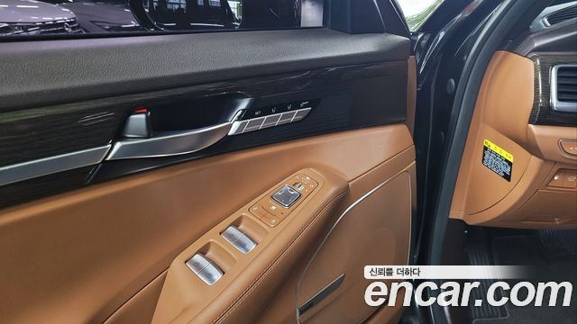 Genesis G90 2019 — photo 10