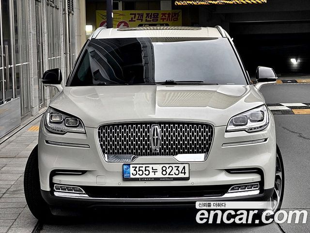 Lincoln Aviator 2020 — photo 10