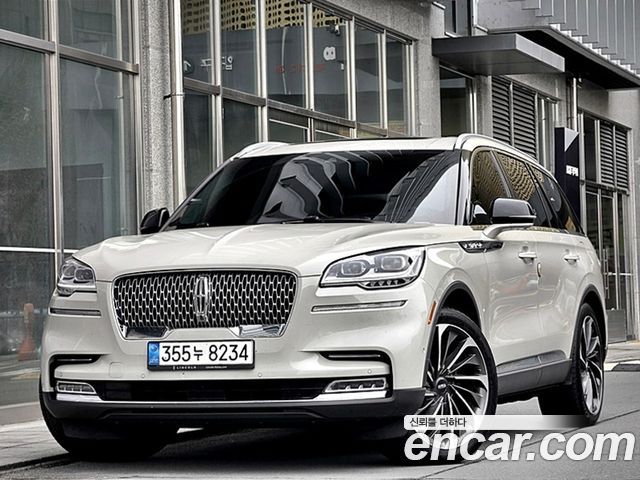 Lincoln Aviator 2020 — photo 11