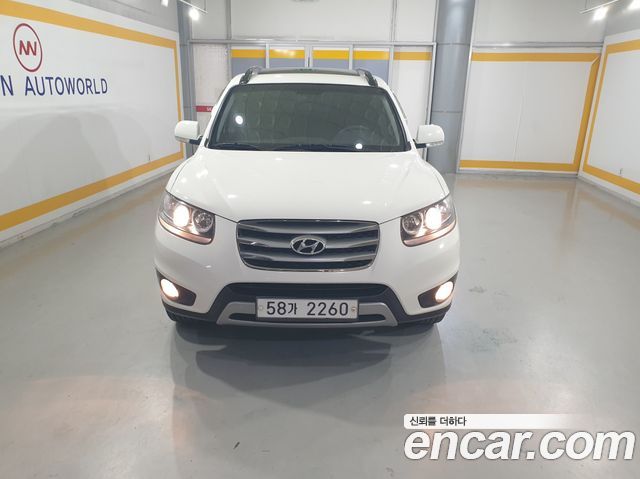 Hyundai Santafe 2012 — photo 1