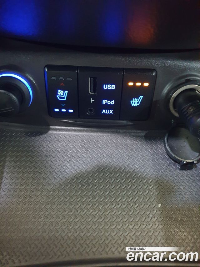 Hyundai Santafe 2012 — photo 13