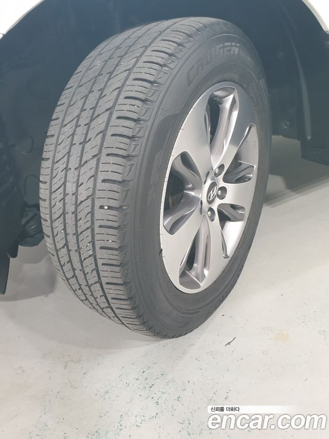 Hyundai Santafe 2012 — photo 17