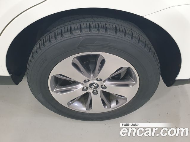 Hyundai Santafe 2012 — photo 18