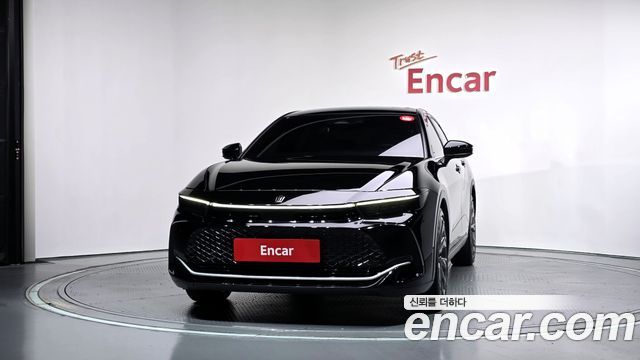 Toyota Crown 2023 — photo 3