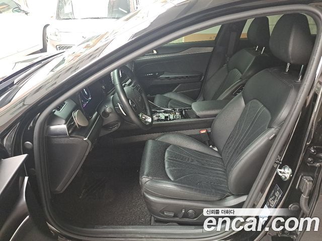 Kia K5 2023 — photo 18