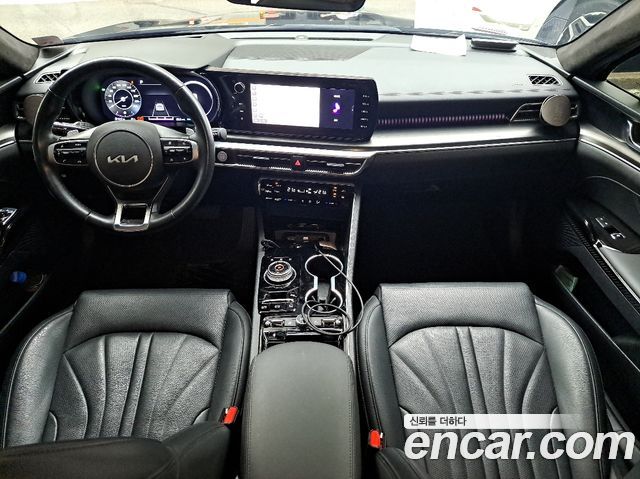 Kia K5 2023 — photo 20