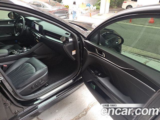 Kia K5 2023 — photo 13