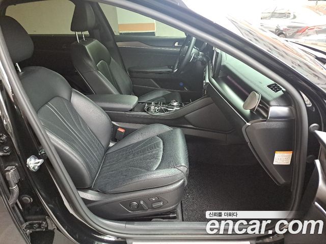 Kia K5 2023 — photo 14