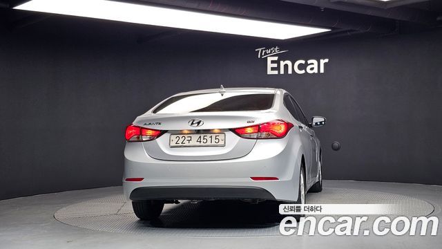Hyundai AVANTE 2015 — photo 4
