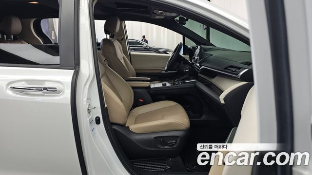 Toyota Sienna 2022 — photo 17