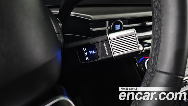Hyundai Santafe 2025 — photo 12