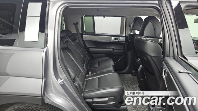 Hyundai Santafe 2025 — photo 17
