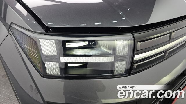 Hyundai Santafe 2025 — photo 8