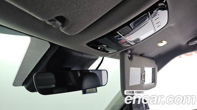 Hyundai Santafe 2025 — photo 28