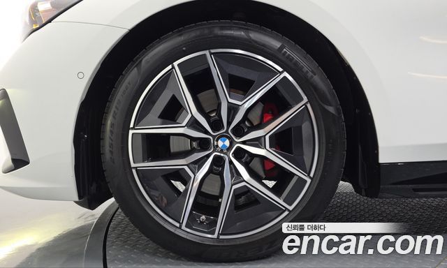 BMW 5-Series 2025 — photo 5