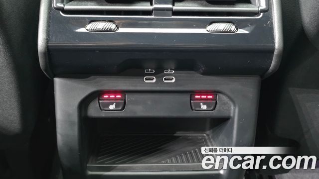 BMW 5-Series 2025 — photo 19