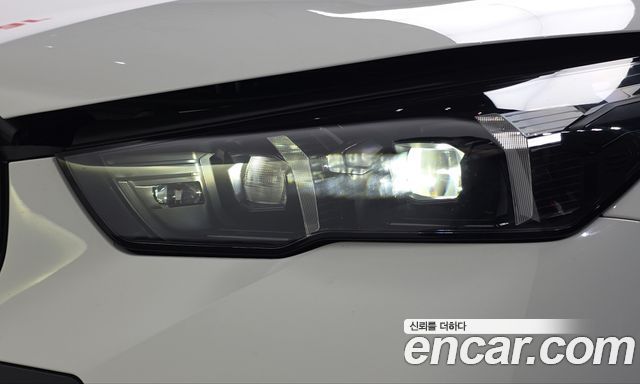 BMW 5-Series 2025 — photo 8