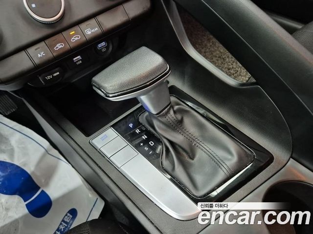 Hyundai AVANTE 2021 — photo 9