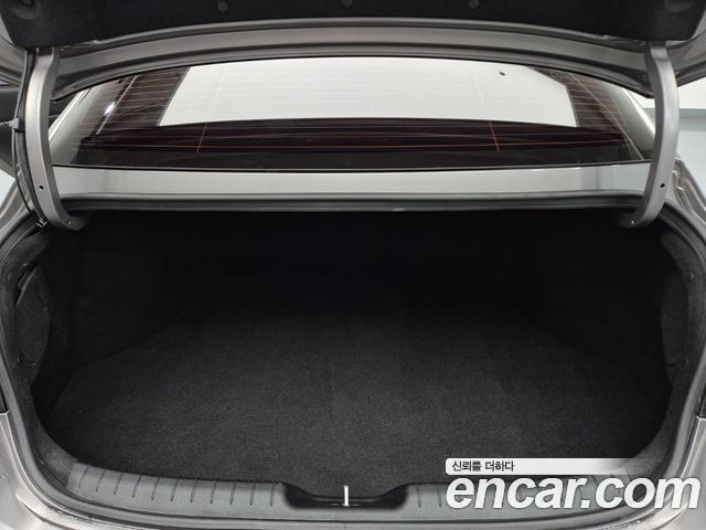 Hyundai AVANTE 2021 — photo 15