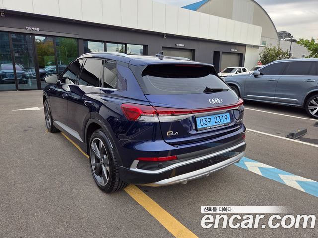 Audi Q4 e-tron 2022 — photo 4