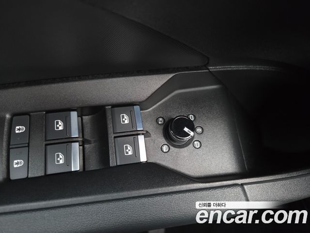 Audi Q4 e-tron 2022 — photo 11