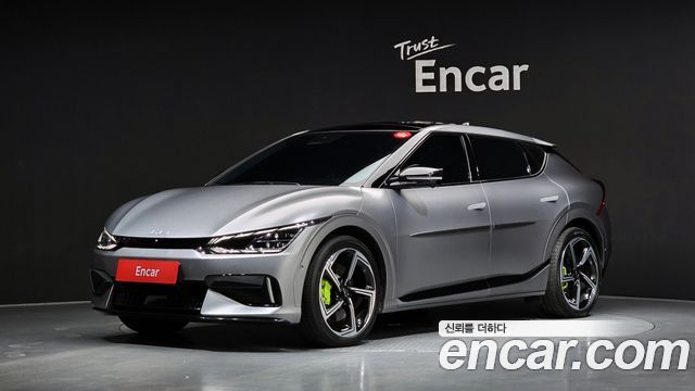 Kia EV6 2023 — photo 1