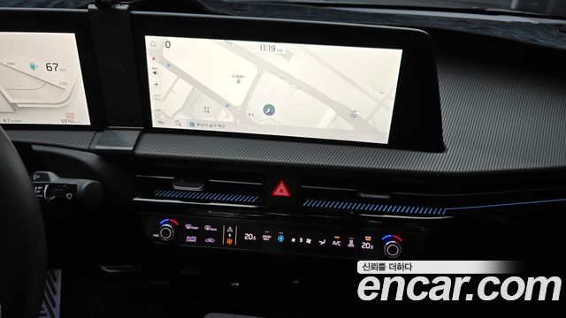 Kia EV6 2023 — photo 22