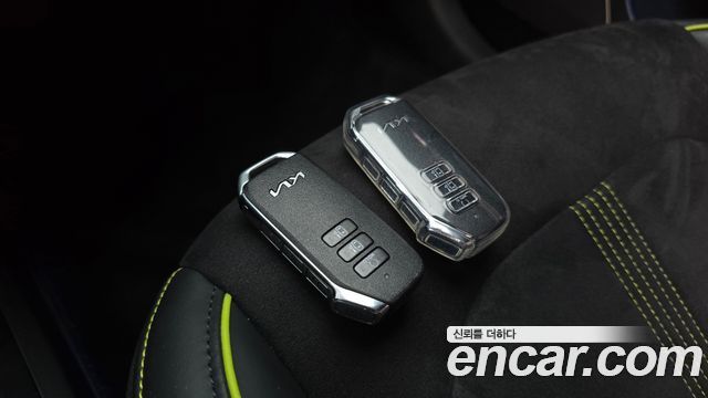 Kia EV6 2023 — photo 23