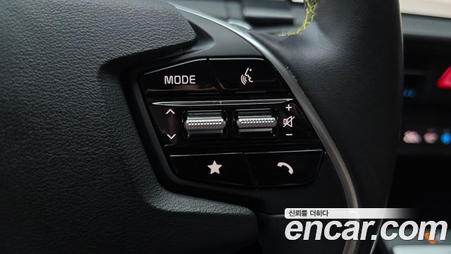 Kia EV6 2023 — photo 25