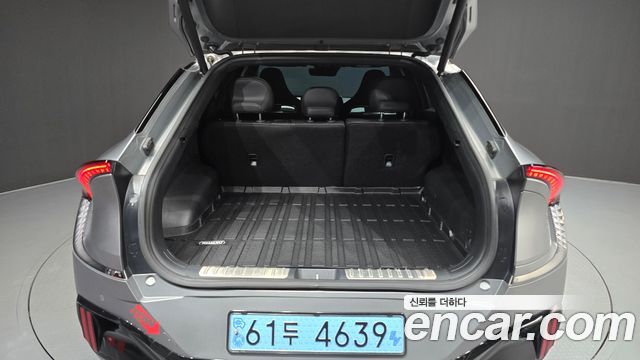 Kia EV6 2023 — photo 35